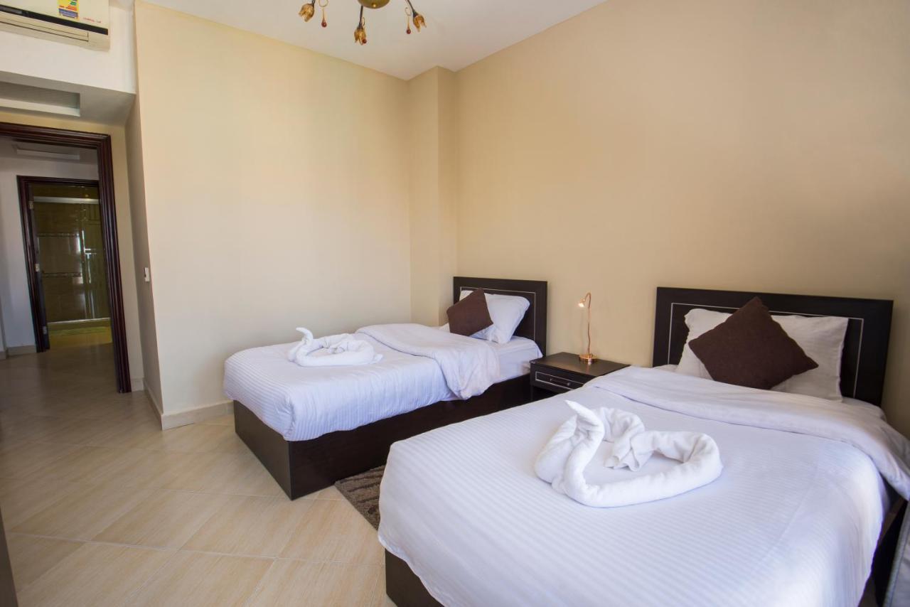 Premium Sea View 2 Bedrooms 2 Bathrooms Apartment Located Within Gravity Hotel & Aquapark Хургада Екстер'єр фото