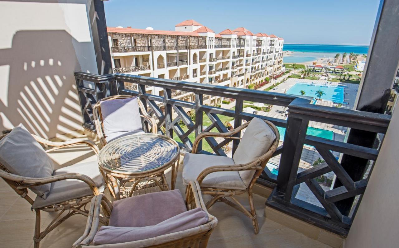 Premium Sea View 2 Bedrooms 2 Bathrooms Apartment Located Within Gravity Hotel & Aquapark Хургада Екстер'єр фото